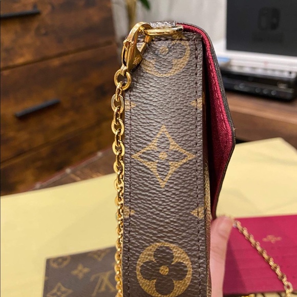 🌺 LV Pochette Felicie Monogram 🌺 - Picture 4 of 14